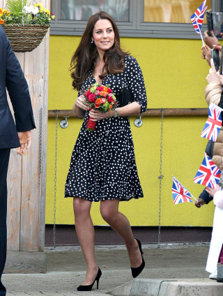 21 Outfit di Kate Middleton dalle Grandi Firme alle Catene Low Cost! 21 Outfit di Kate Middleton dalle Grandi Firme alle Catene Low Cost!