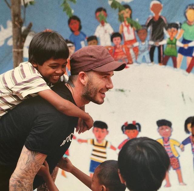 38 Foto che Dimostrano che David Beckham non è solo super sexy