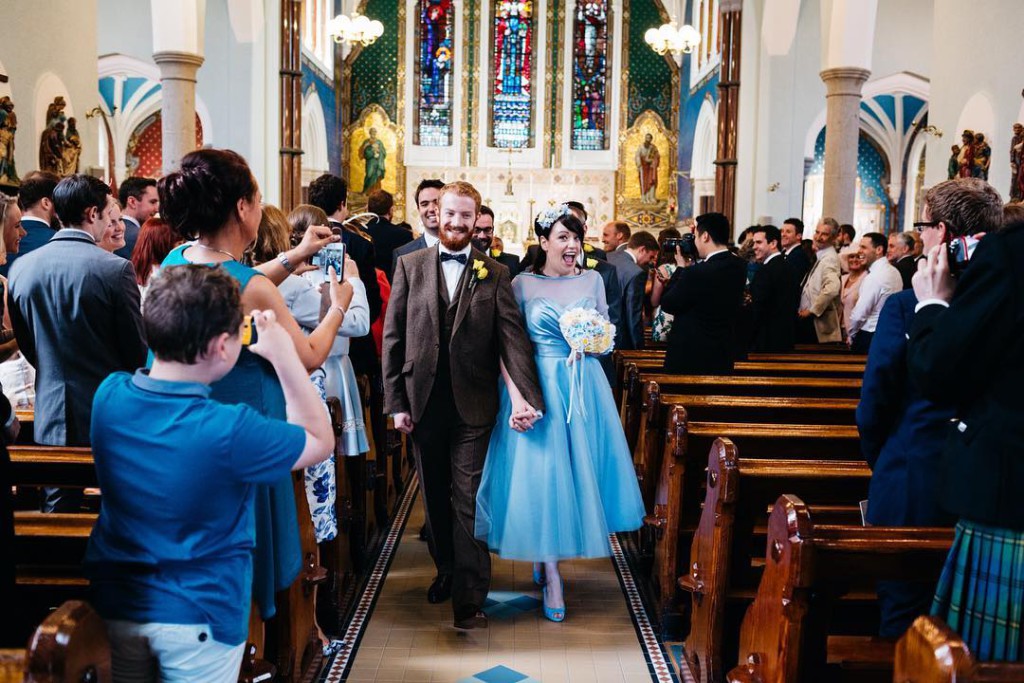 22 Abiti da Sposa Coloratissimi Che Vi Faranno Cambiare Idea sull'Abito Bianco