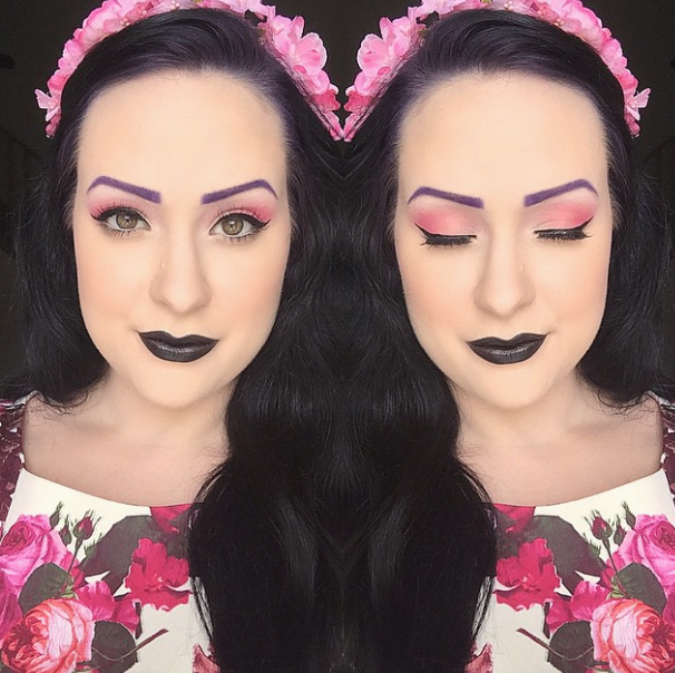 Rainbow Eyebrows, sopracciglia colorate per tutte: il Nuovo Trend del Momento