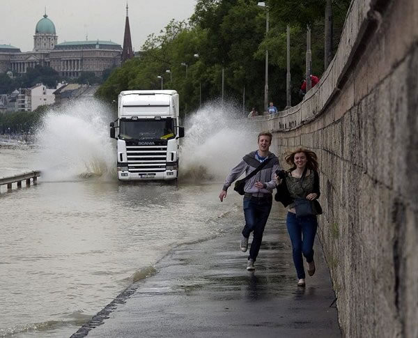 30 Situazioni Catastrofiche Che Ti Faranno Rivalutare La Tua Brutta Giornata!