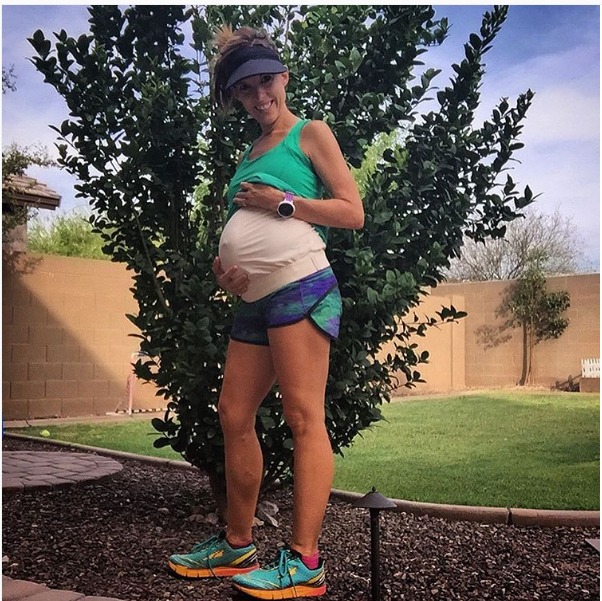 Sport e gravidanza: Le Fit Moms e i loro allenamenti che fanno discutere il web