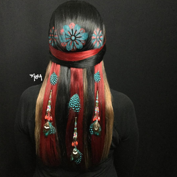 Hair Stenciling: il Nuovo Coloratissimo Trend Per Capelli 2016