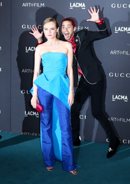 Photobombing: 30 Scatti in Cui Le Star "Rovinano" Le Foto