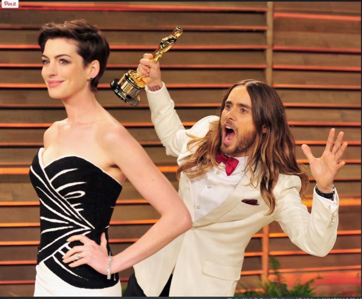 Photobombing: 30 Scatti in Cui Le Star "Rovinano" Le Foto