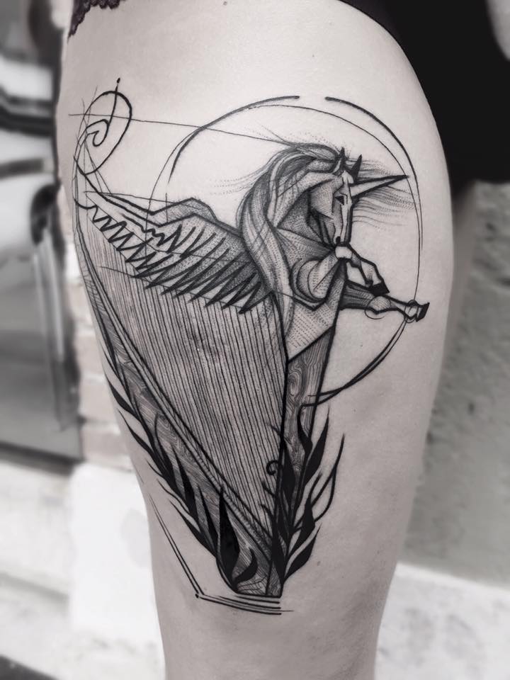 Tatuaggi Geometrici: Quando le Linee Formano Disegni Perfetti