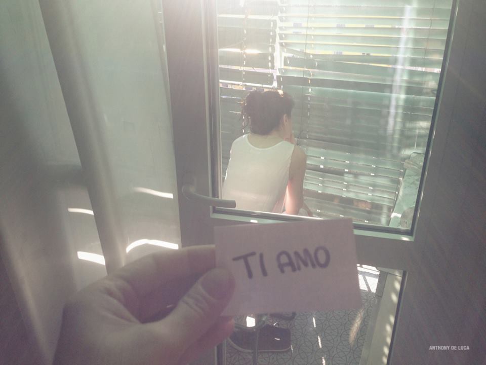 "Te l'ho detto ogni giorno senza che tu te ne accorgessi": la dichiarazione d'amore del fotografo commuove il web