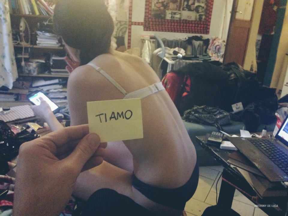 "Te l'ho detto ogni giorno senza che tu te ne accorgessi": la dichiarazione d'amore del fotografo commuove il web