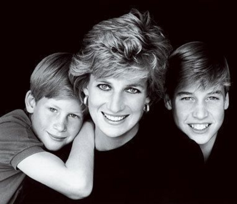 Lady Diana: le foto più belle della Principessa del Popolo