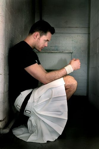 Voglio un uomo... con la gonna! Ecco 17 uomini super sexy con il kilt