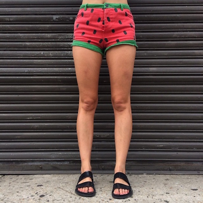 Gli strani leggings e la colorata vita (e in giù) di New York