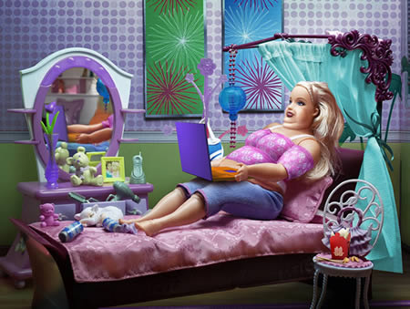29 sfumature di Barbie decisamente vietate ai minori! Le versioni shock del web