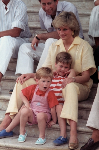 Lady Diana: le foto più belle della Principessa del Popolo