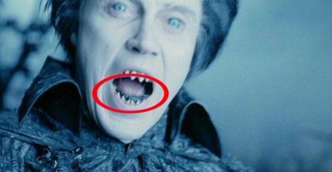 Errori e disattenzioni clamorose nei film: ve ne eravate accorti?