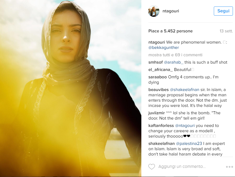 13 scatti per Noor, ecco chi è la prima donna con il velo a posare per Playboy
