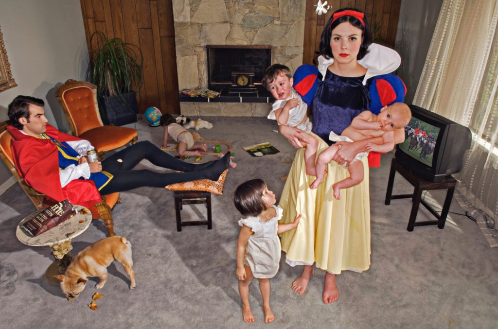 "E vissero..." non proprio felici e contenti: le principesse Disney nel mondo attuale