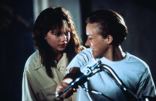 Le più belle e sensuali scene di sesso lesbico viste al cinema!