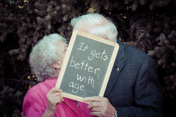 30 immagini che mostrano che l'amore e la gioia di vivere non hanno età