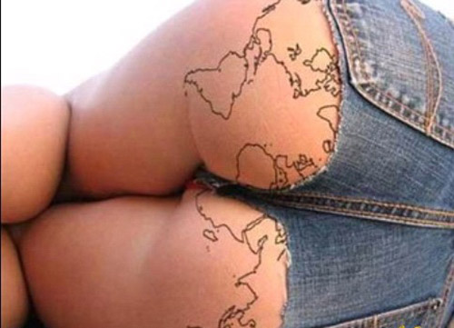 I tatuaggi pubici e sui glutei più assurdi o estremi di sempre
