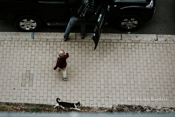 "Mio figlio è un bambino speciale con bisogni speciali": le foto della mamma di un bambino autistico