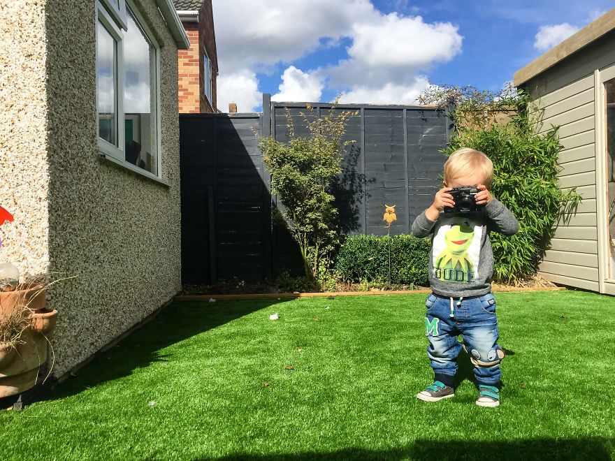 "Ho regalato a mio figlio la mia vecchia macchina fotografica: ecco cosa è successo"