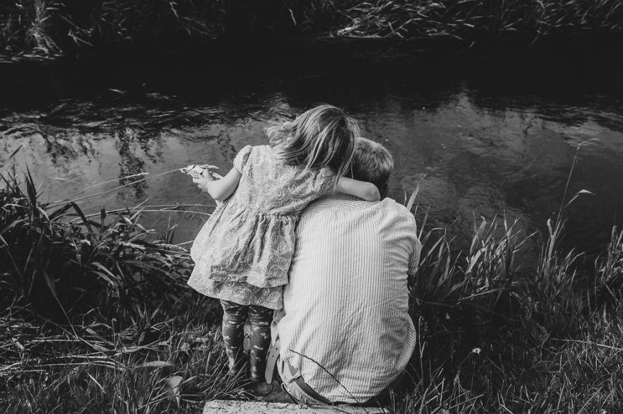 Amore di nonno: 23 bellissime foto che raccontano una storia d'amore fatta di rughe, presenza e silenzi