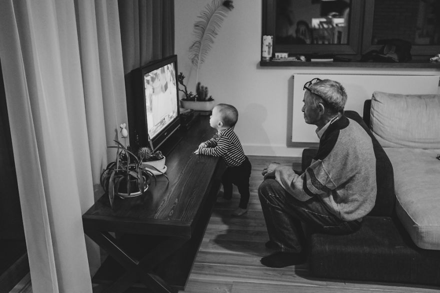 Amore di nonno: 23 bellissime foto che raccontano una storia d'amore fatta di rughe, presenza e silenzi