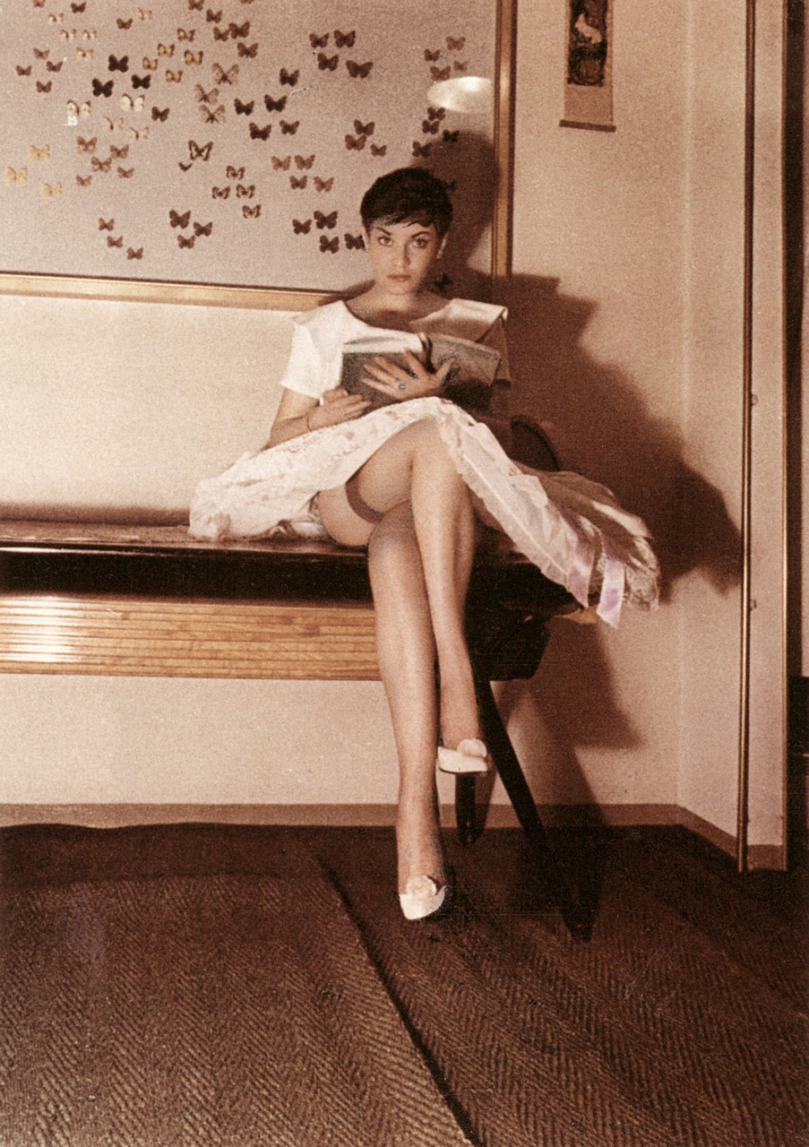 Le "Polaroids" erotiche di Carlo Mollino scattate dal 1960 al 1973