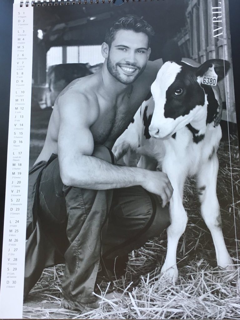 I francesi lo fanno meglio... Il calendario sexy: ecco quello degli agricoltori