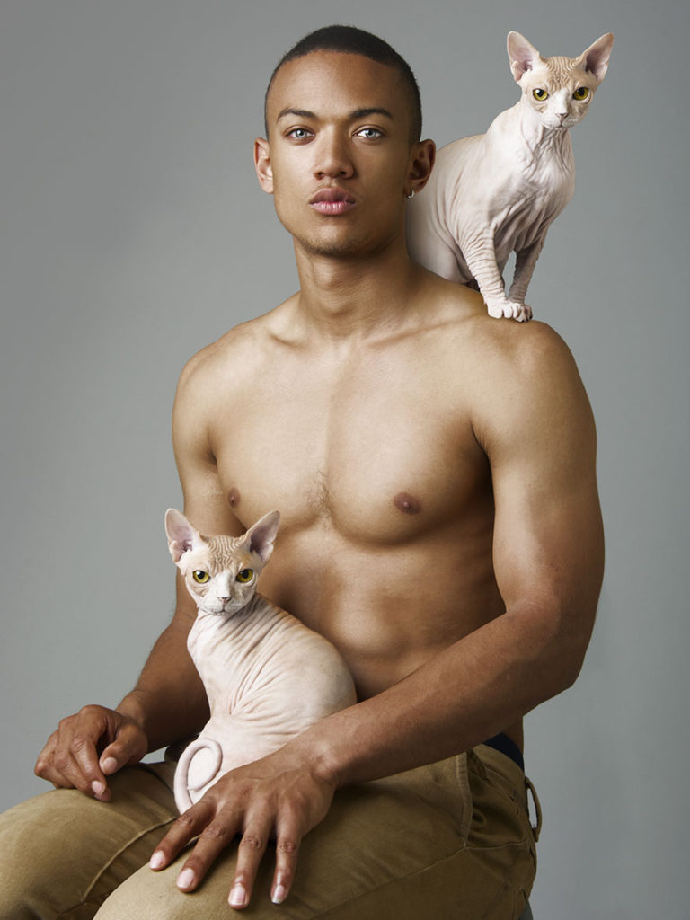 Meglio un uomo o un gatto? 8 scatti per i quali non serve scegliere
