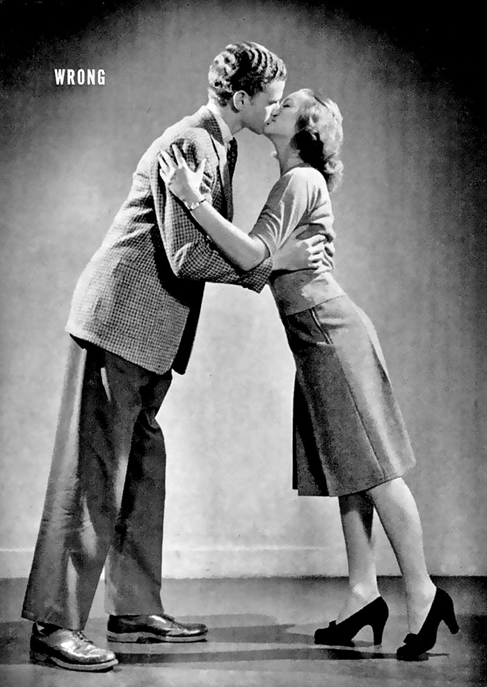 "Come si bacia?": la guida al bacio perfetto degli anni '40