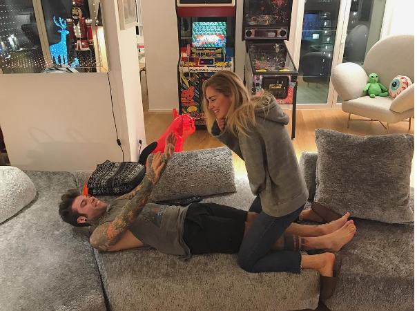Fedez-Ferragni, un anno di amore social
