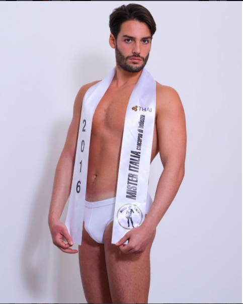 Mister Italia in 15 scatti: cosa ne pensate?