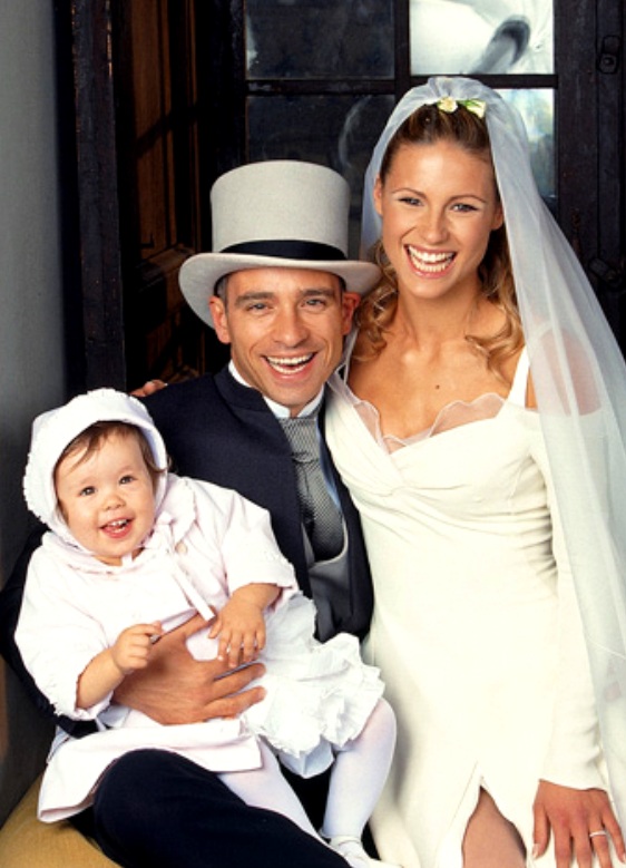 43 immagini (dal 1994 a oggi) per i 43 anni di Michelle Hunziker