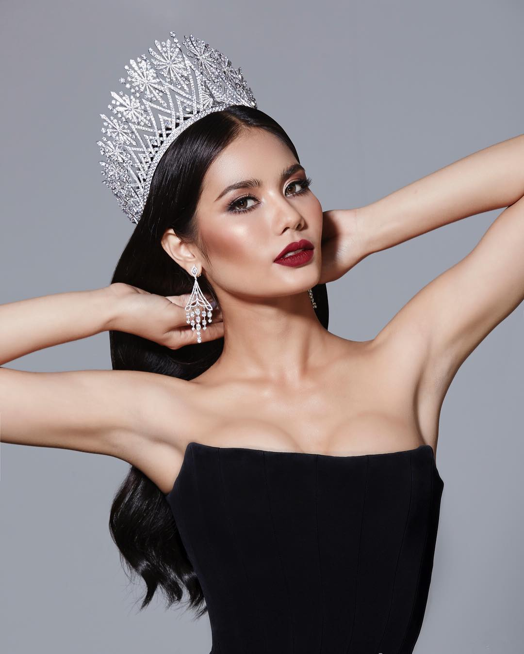 Chi è Miss Universo 2017 e chi sono le 5 donne più belle del mondo dopo di lei