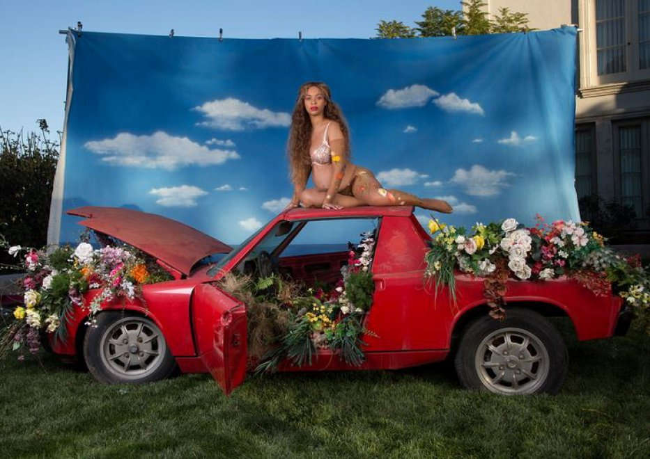 Beyoncé: la prima foto dei gemelli super social come quella dell'annuncio di gravidanza