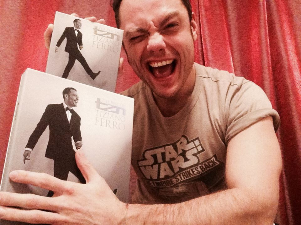 Tiziano Ferro: 40 anni in 40 foto e 40 citazioni