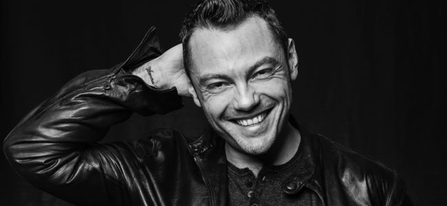 Tiziano Ferro: 40 anni in 40 foto e 40 citazioni