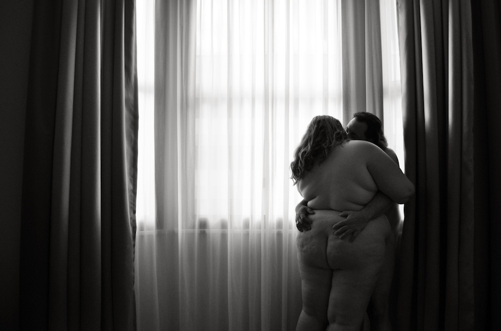 Adipositivity: 10 bellissime foto di coppie "grasse" non curvy