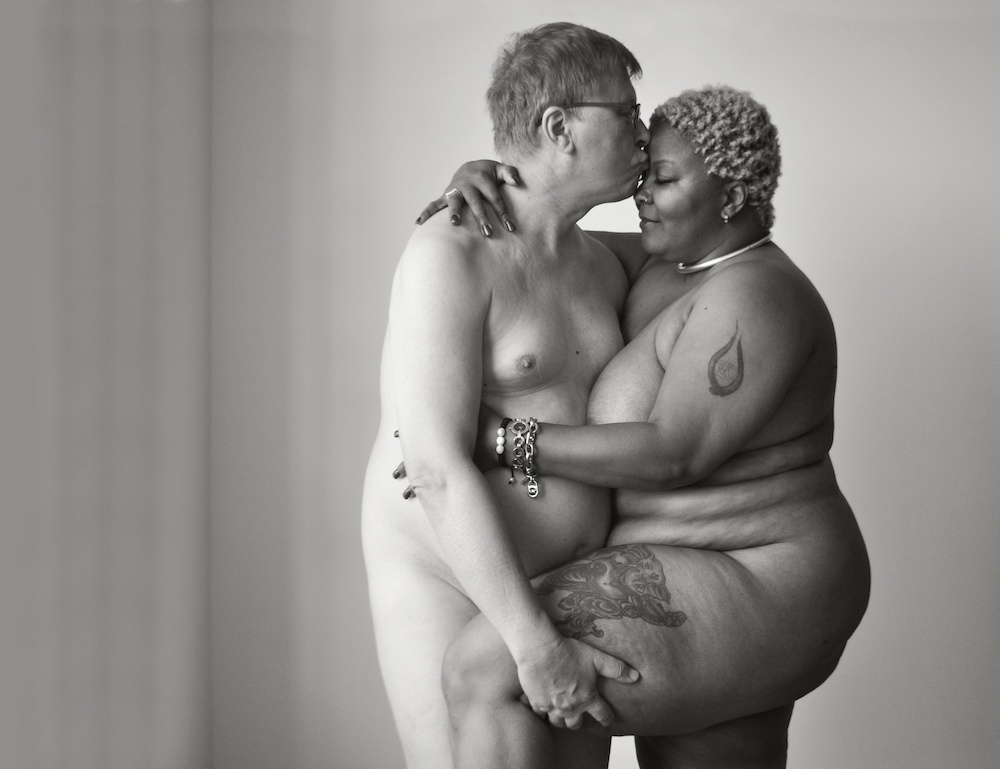 Adipositivity: 10 bellissime foto di coppie "grasse" non curvy