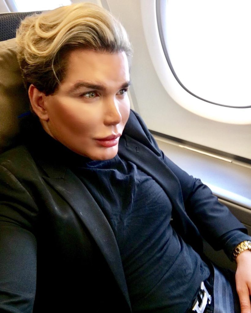 Rodrigo Alves, il Ken umano diventa Barbie: "Mi sono sempre sentita una donna"