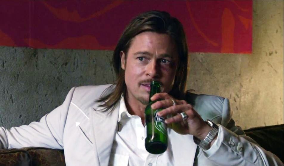 Brad Pitt: tutti i volti di un sex symbol. Capelli bianchi compresi