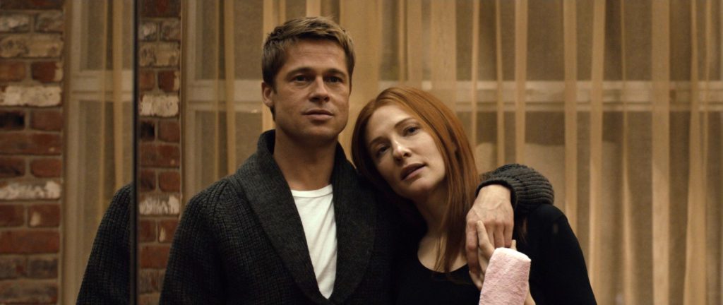Brad Pitt: tutti i volti di un sex symbol. Capelli bianchi compresi