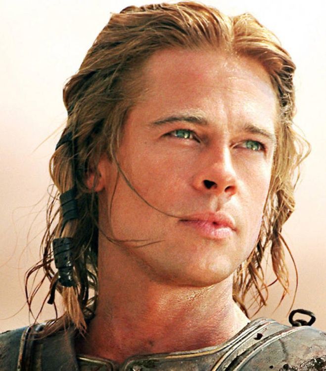 Brad Pitt: tutti i volti di un sex symbol. Capelli bianchi compresi