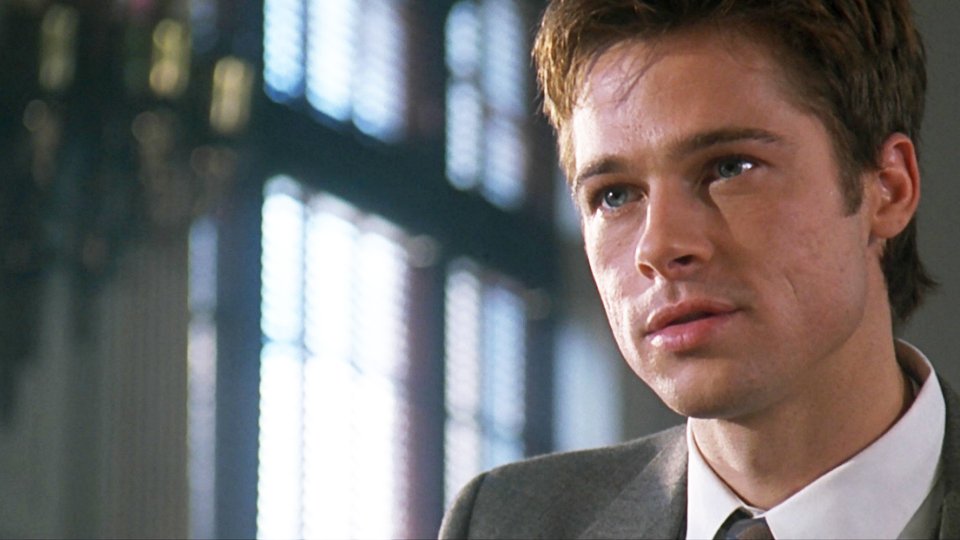 Brad Pitt: tutti i volti di un sex symbol. Capelli bianchi compresi