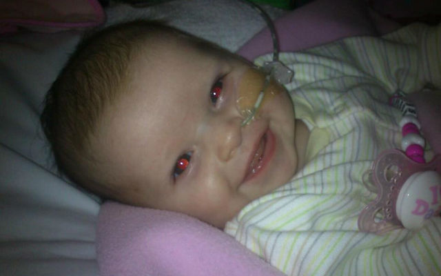 Felici di essere vivi. Il sorriso della neonata prematura e dei suoi amici