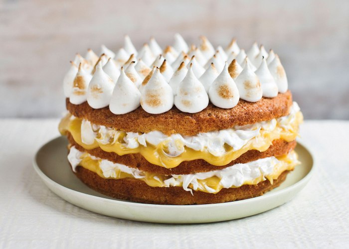 Decorazioni torte: basta cake design, ecco 20 idee semplici e creative