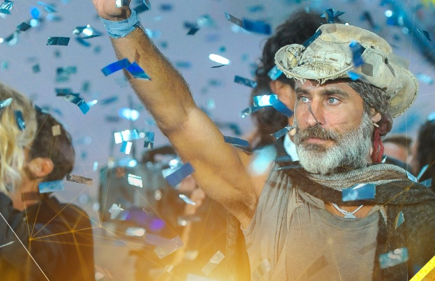 Isola dei Famosi: il trionfo di Raz (e "bionda"), il "gelo" tra Bettarini-Mello