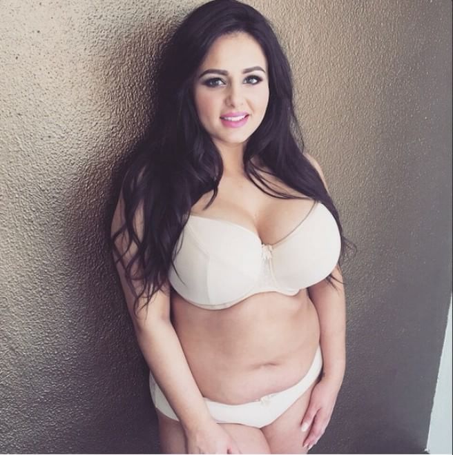 Sophia Adams, da vittima dei bulli a super modella