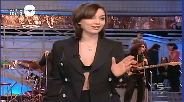 Ambra Angiolini: storia (e 5 cose che non sai) di una ragazzina diventata donna